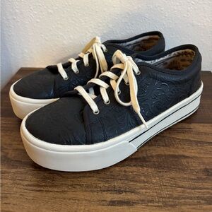 Ariat Women's Skylar Black Floral Embossed Sneakers